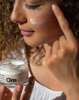 Om Organics Coconut Dew Hyaluronic Moisture Cream
