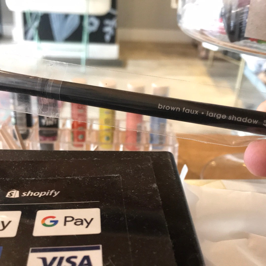 Large Shadow Brush