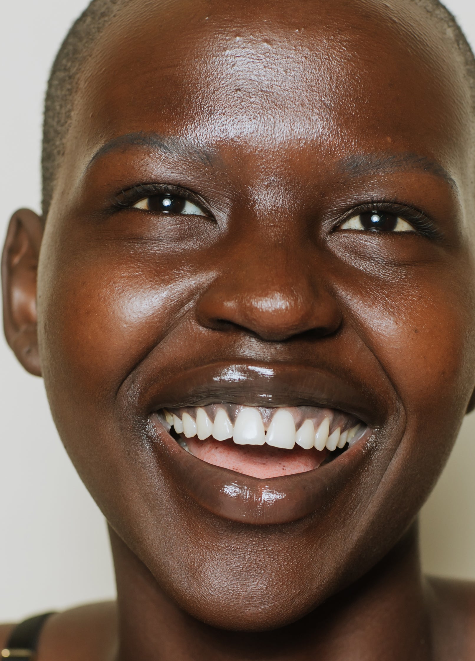 Elate Beauty-Refresh Foundation